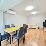 Relax & Spa-house Near Therma Numera Burgas