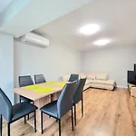 Relax & Spa-house Near Therma Numera Burgas