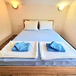 Relax & Spa-house Near Therma Numera Burgas