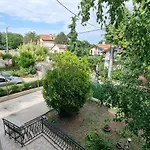 Relax & Spa-house Near Therma Numera