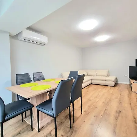 Relax & Spa-house Near Therma Numera Burgas