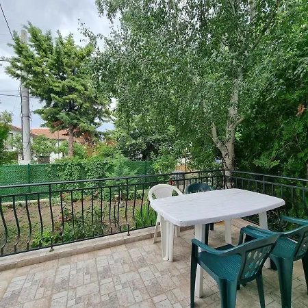 Relax & Spa-house Near Therma Numera Willa